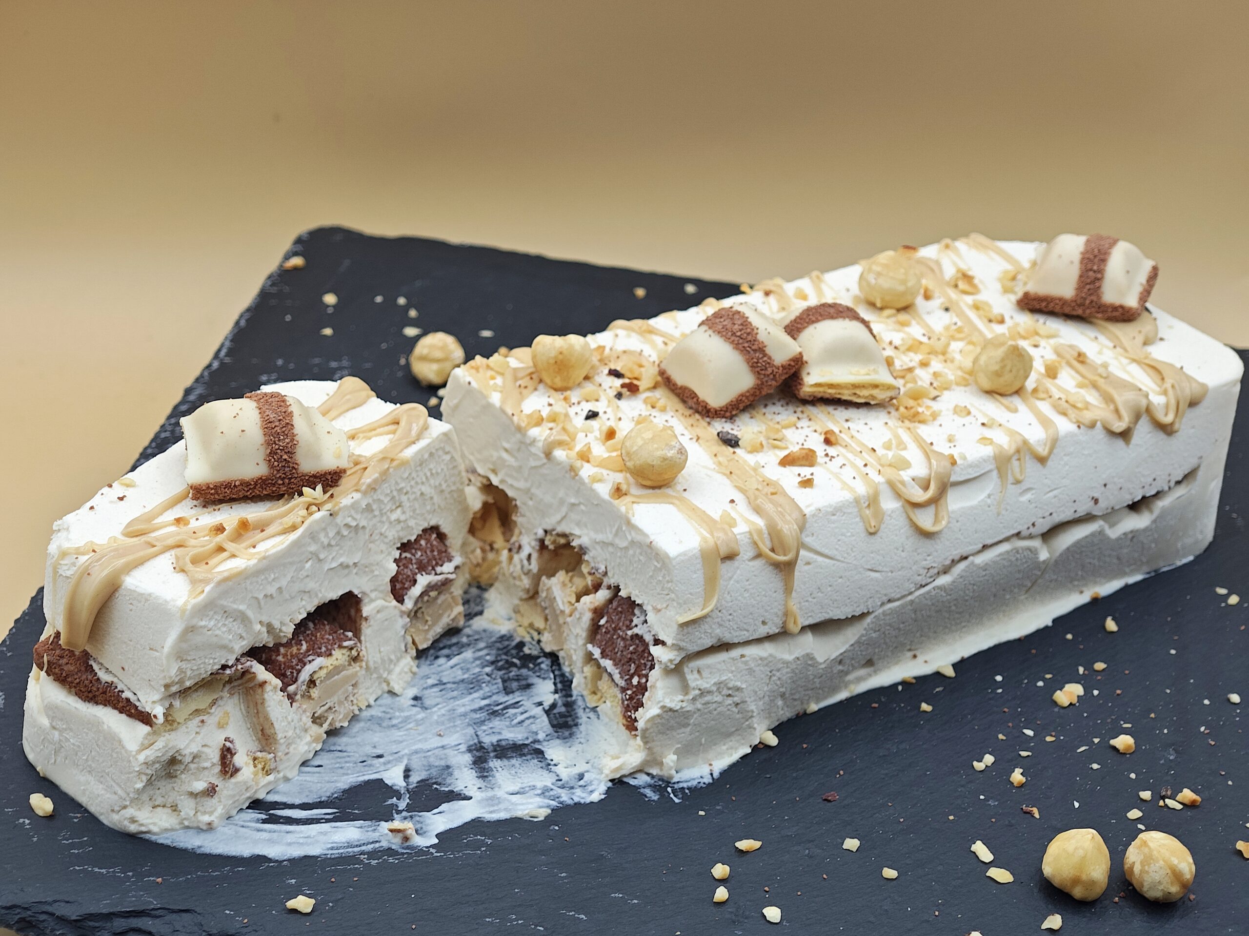 Semifreddo Kinder Bueno White