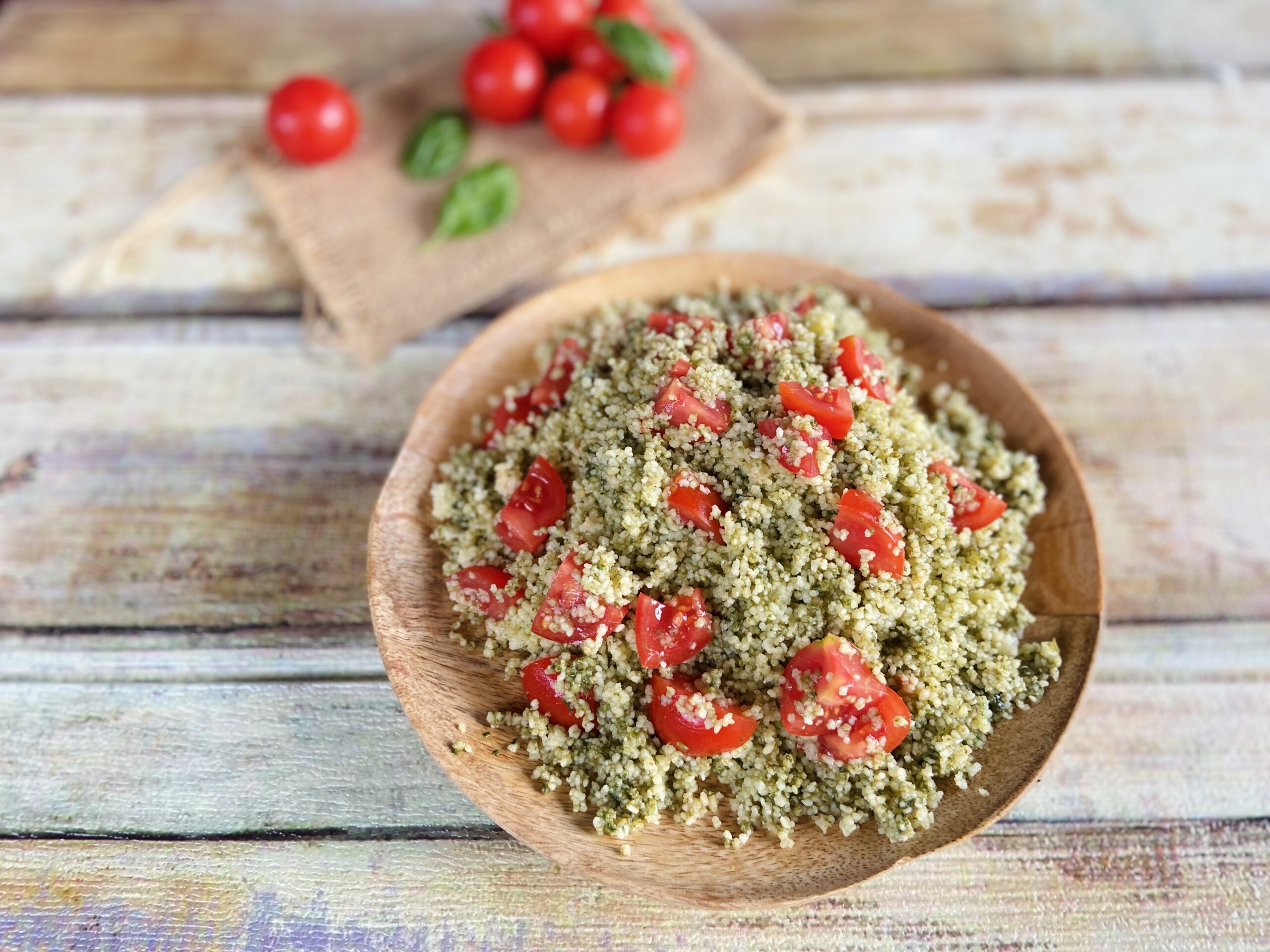 Couscous au pesto et tomates cerises