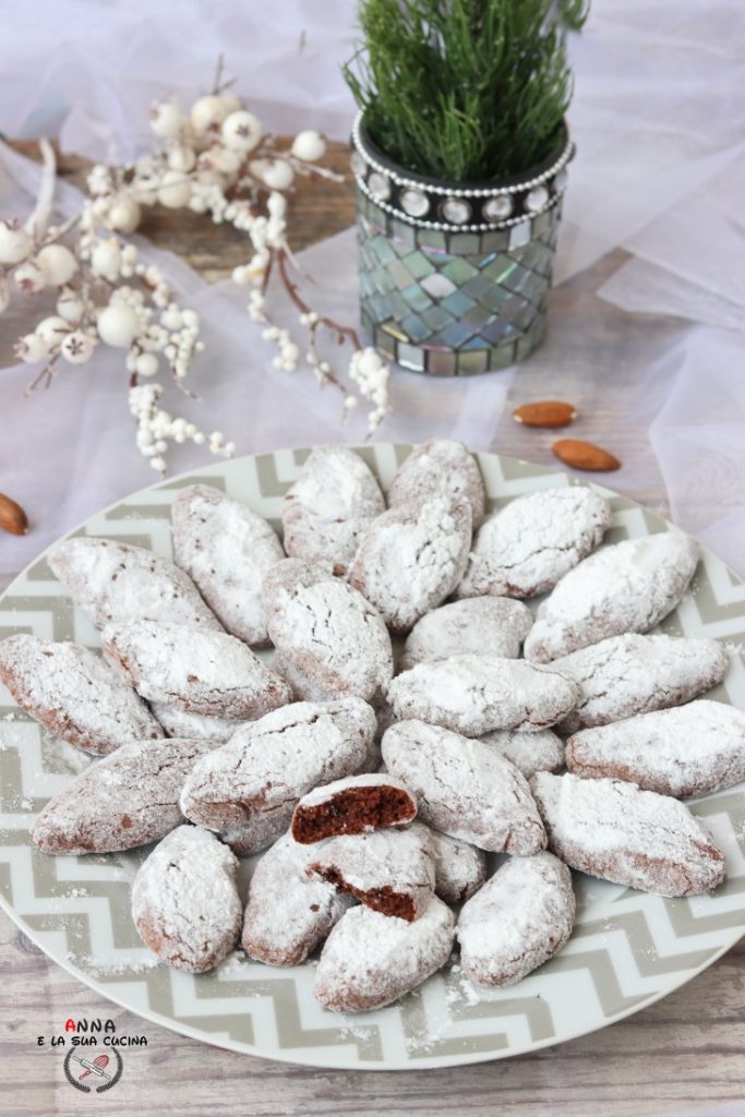 Ricciarelli au cacao biscuits moelleux à base d'amandes