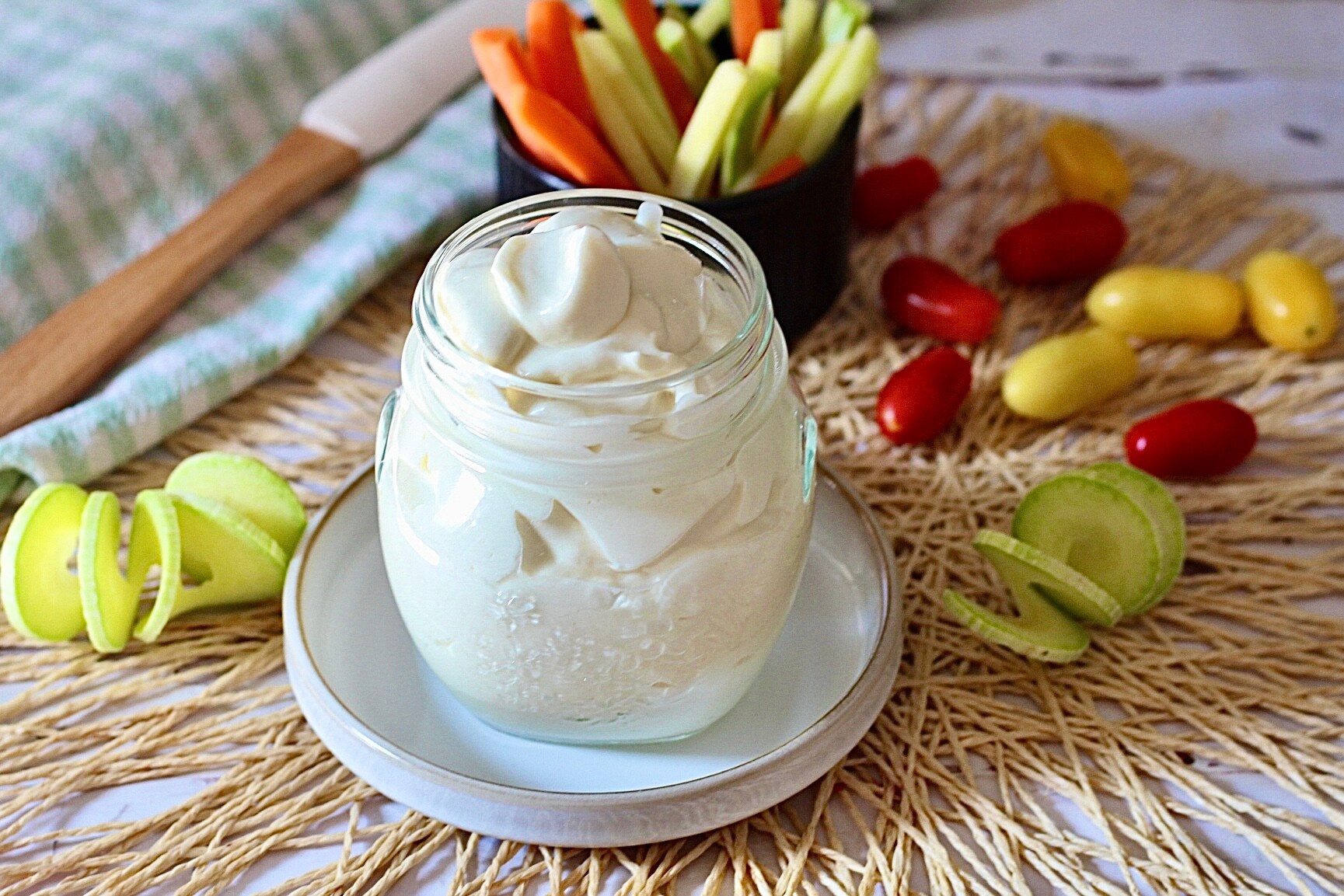 Mayonnaise maligne avec des blancs d’œufs, moins de calories, prête en 2 minutes, et elle ne tourne pas !