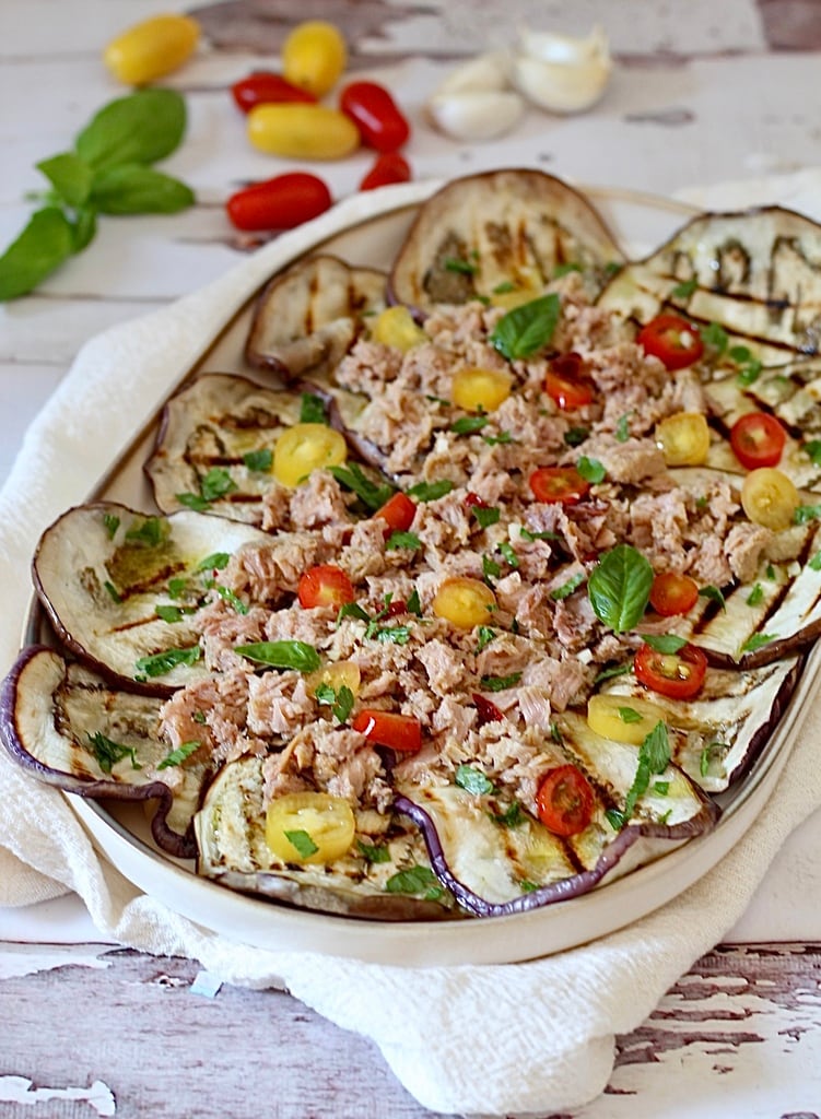 Salade délicieuse d'aubergines