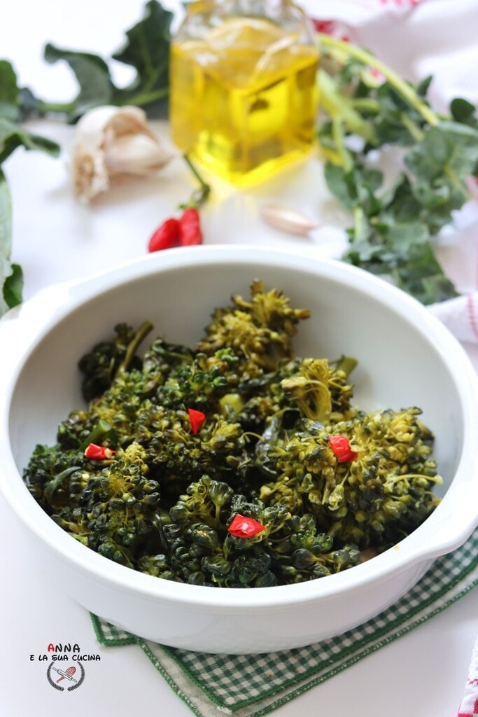 Brocolis calabrais avec ail et piment