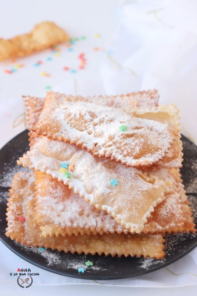 Chiacchiere de grand-mère avec marsala et miel