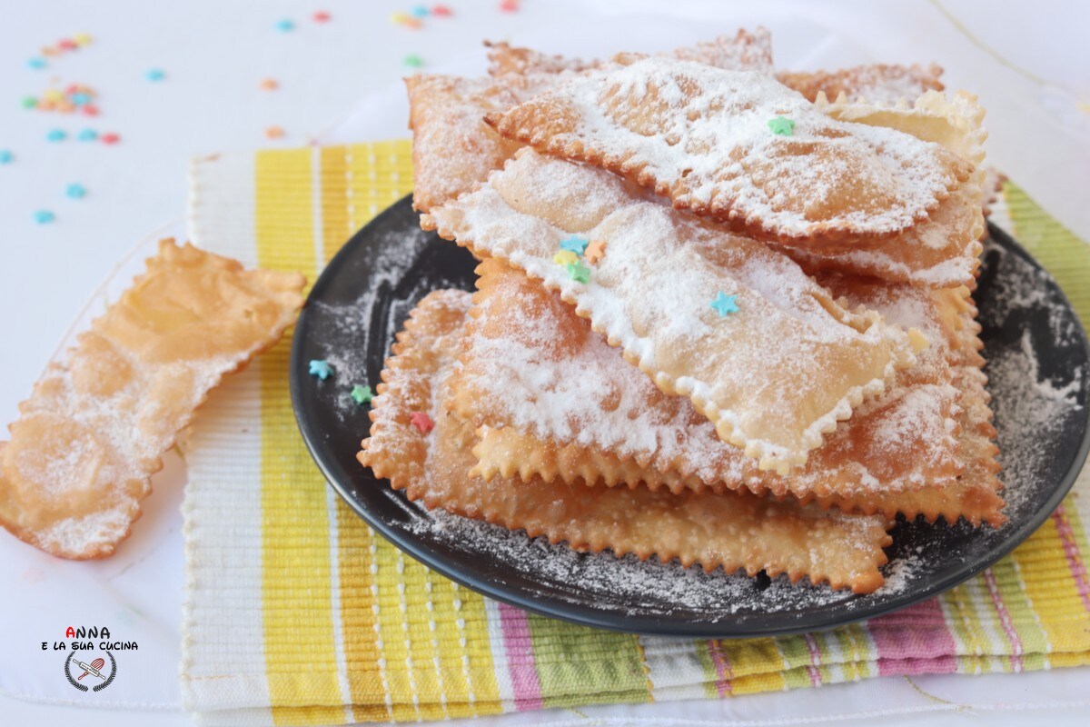 Chiacchiere de grand-mère avec marsala et miel
