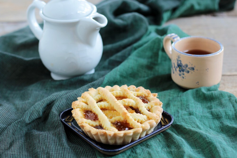 Tartelettes à la confiture et aux pommes