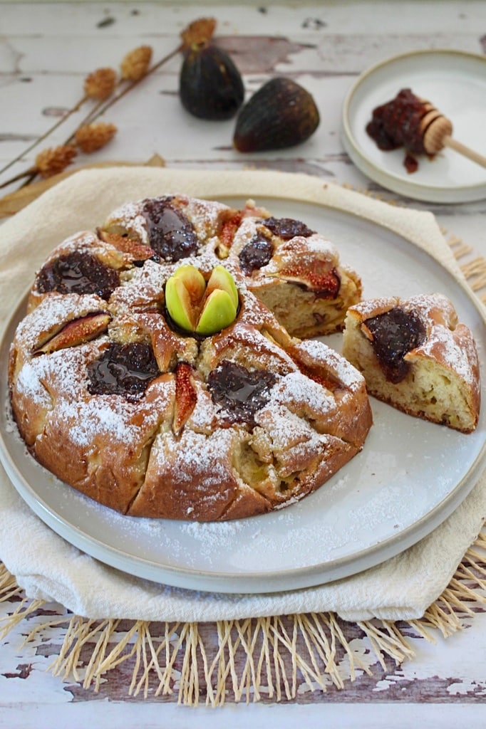 Gâteau moelleux aux figues noires