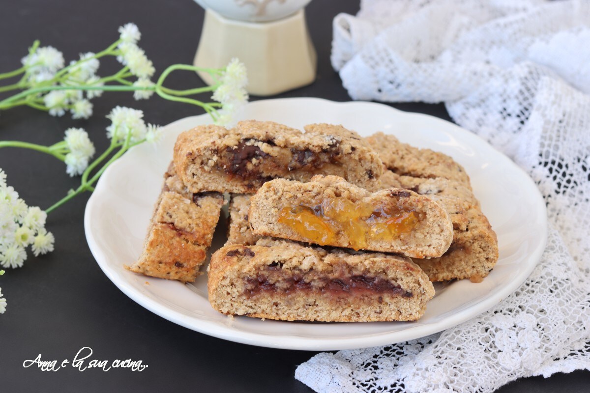 Biscuits roulés à la confiture pâte rustique de grand-mère