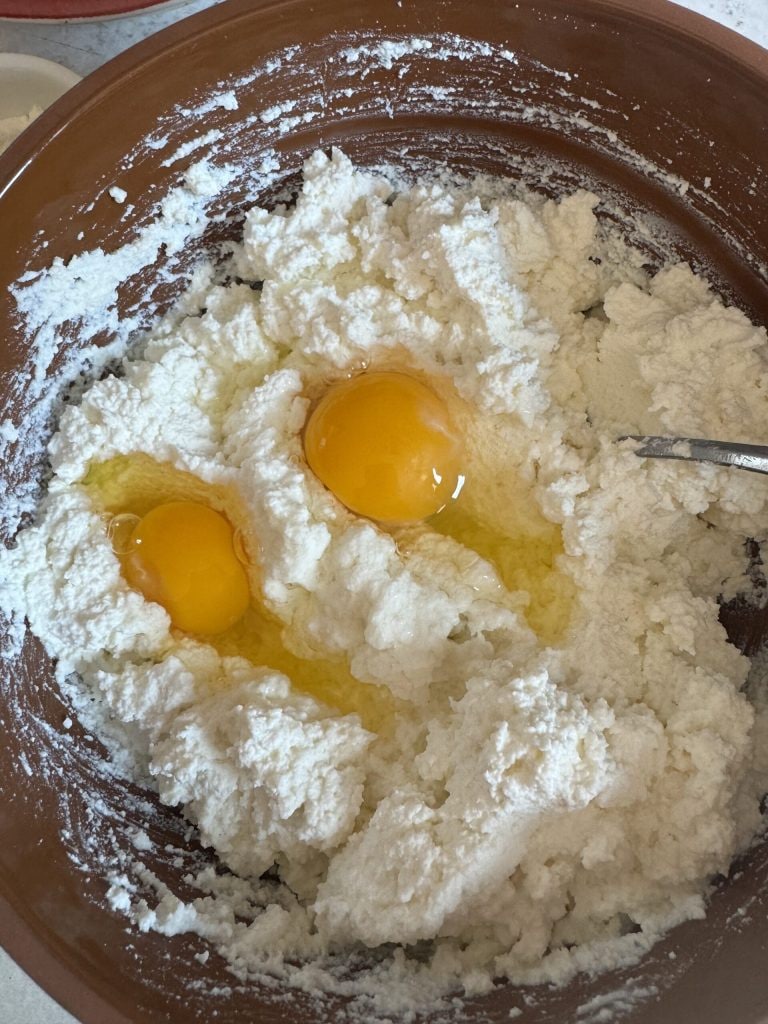ricotta tamisée et œufs