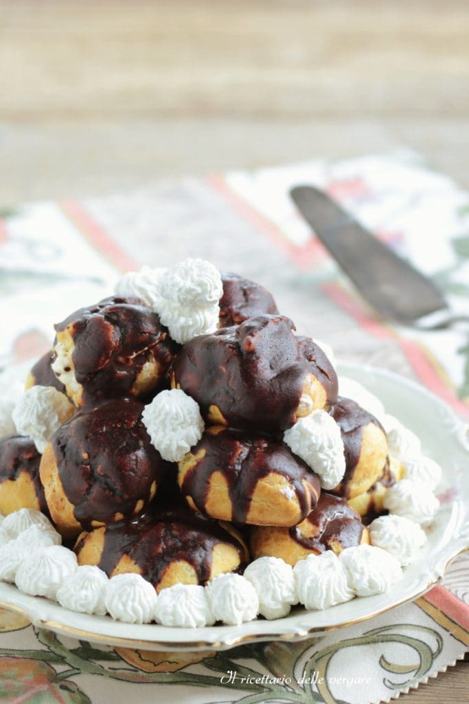Profiteroles au chocolat