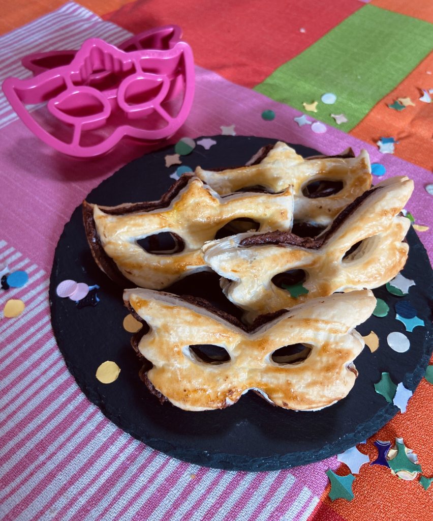 Masques de pâte feuilletée à la Nutella