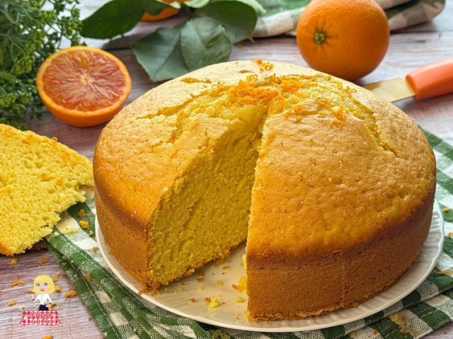 GÂTEAU À L’ORANGE MOELLEUX SANS BEURRE