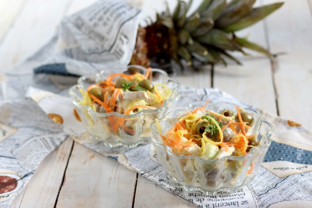 Salade de poulet avec sauce au yaourt