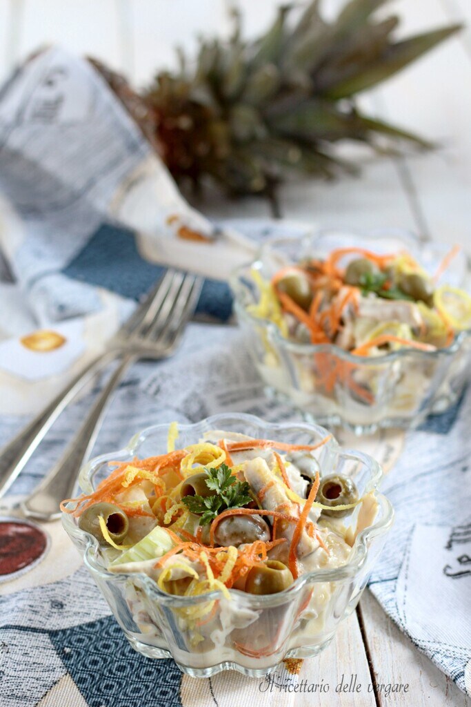 Salade de poulet avec sauce au yaourt