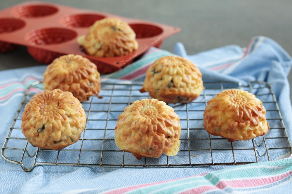 Muffins aux légumes avec scamorza