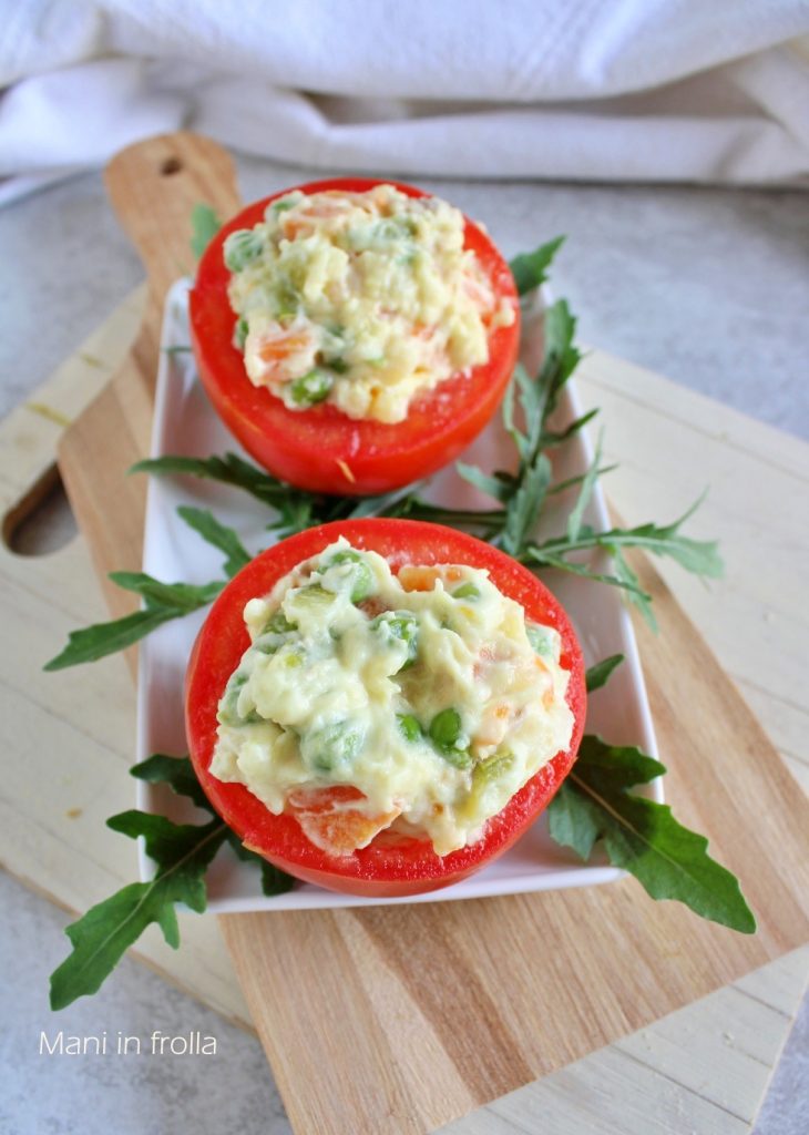 Tomates farcies à la salade russe