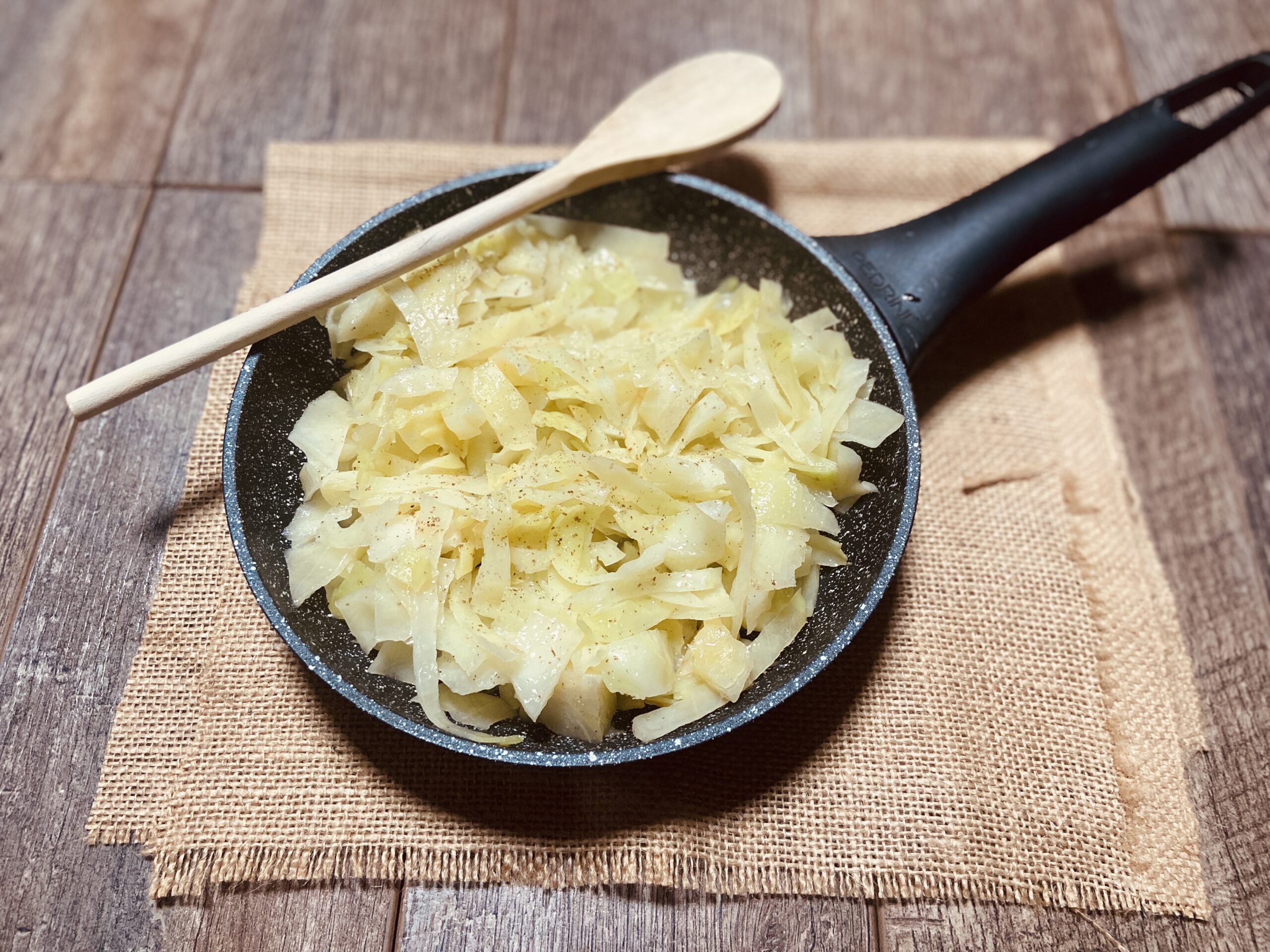 Chou blanc sauté à la poêle