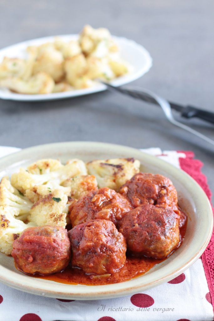 Boulettes de viande et chou-fleur
