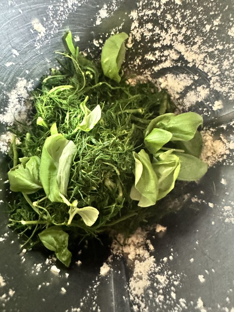 ajouter fenouil sauvage et basilic