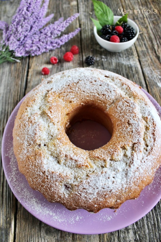 Gâteau moelleux aux Mûres et Framboises