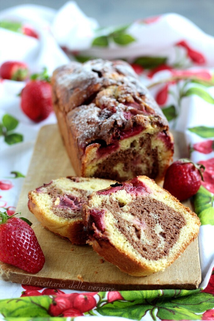 Cake marbré aux fraises