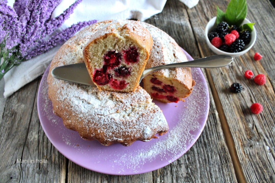 Gâteau moelleux aux Mûres et Framboises