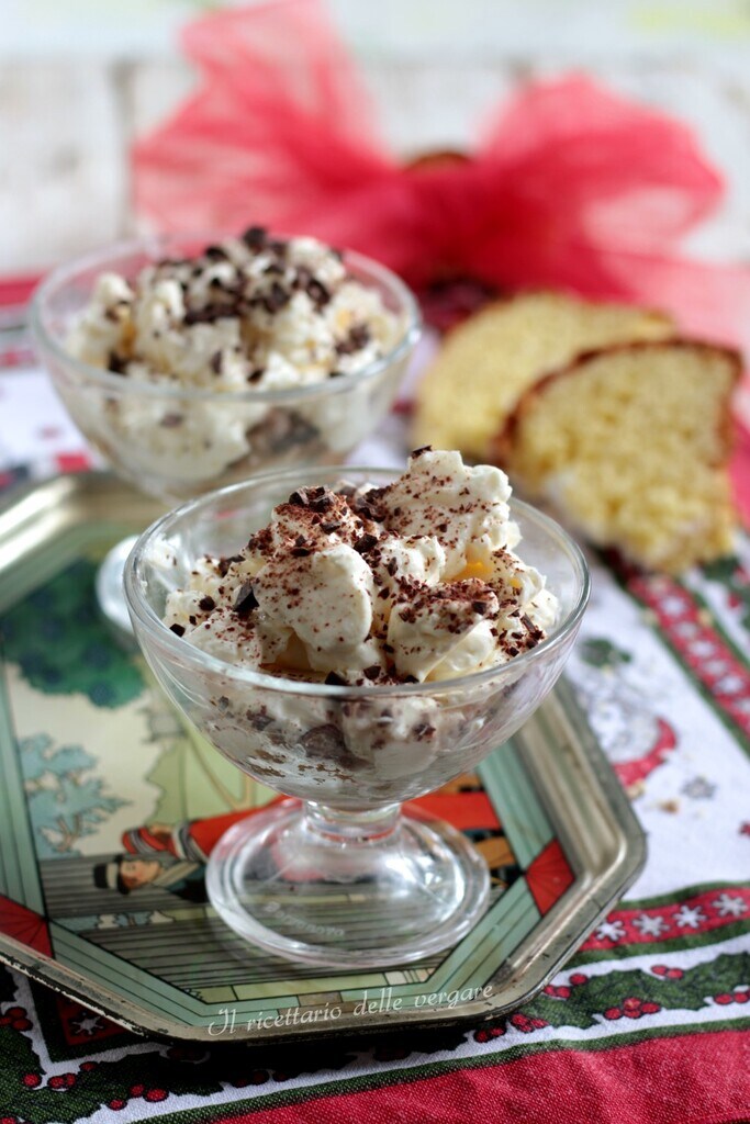 Coupes de pandoro et mascarpone
