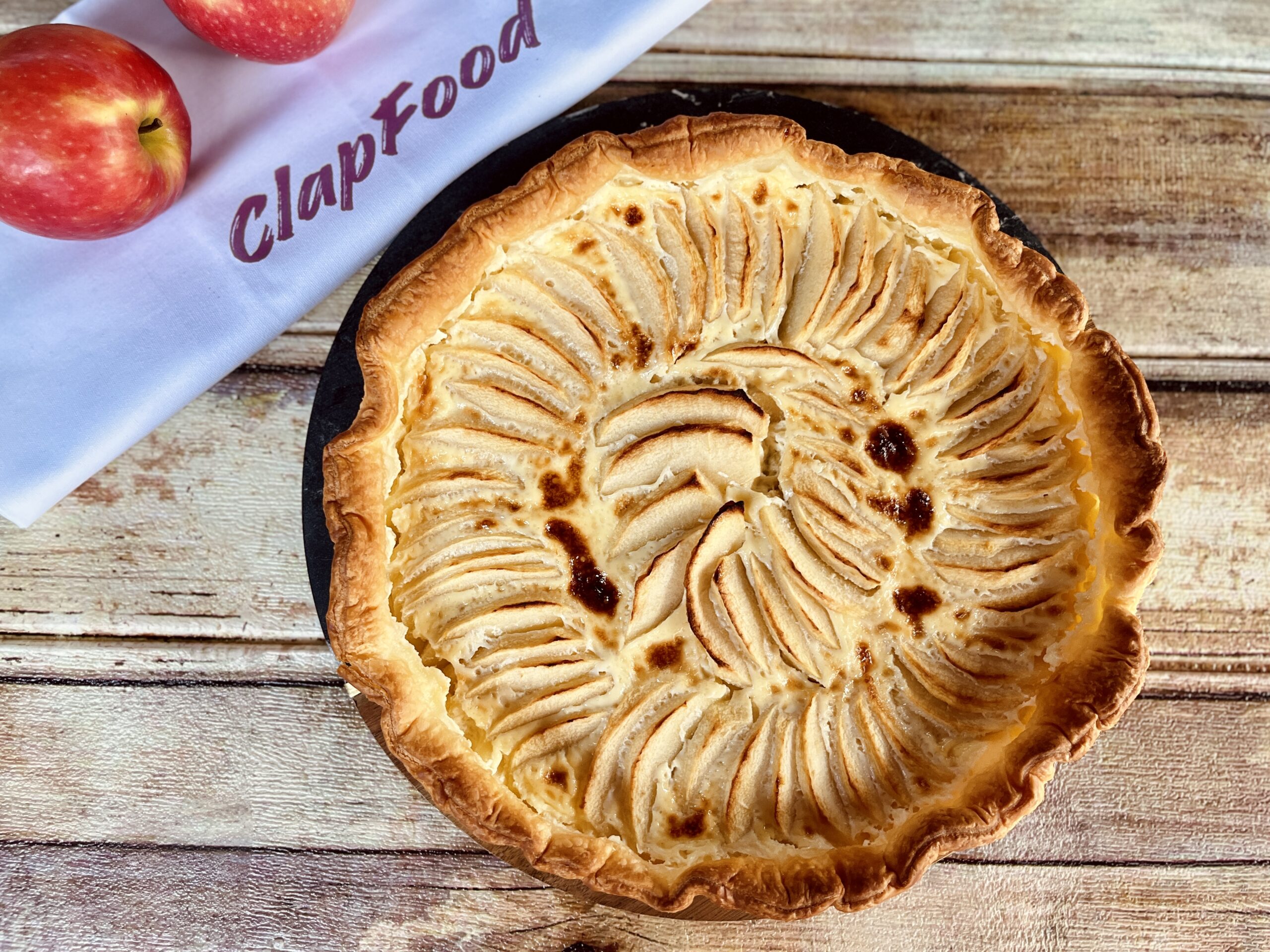 Tarte aux Pommes Alsacienne