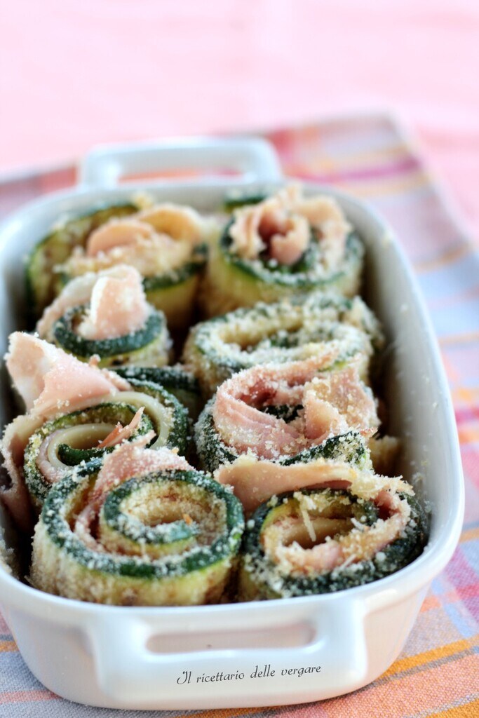 Roulés de courgettes au four