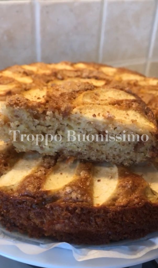 gâteau aux pommes et amaretti