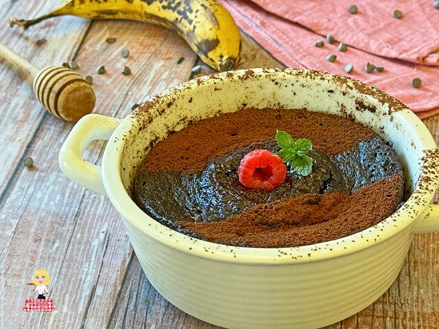 SOUFFLÉ AU CHOCOLAT au MICRO-ONDES prêt en 2 minutes