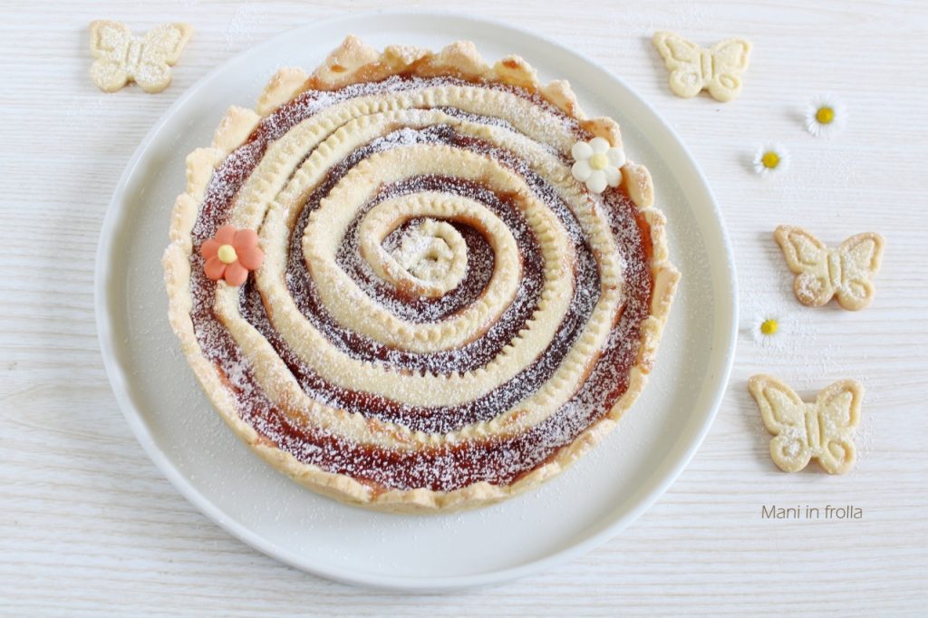 Tarte tourbillon à la confiture de fraises