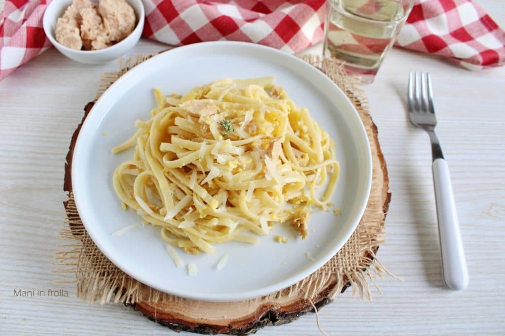 Pâtes au Thon et crème d'Oeufs et fromage