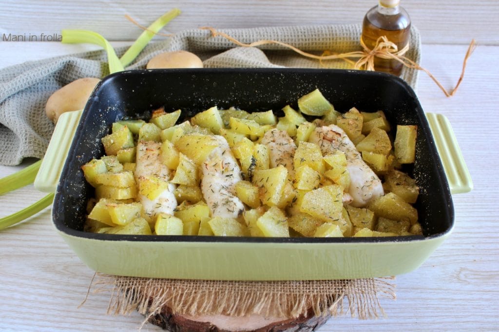 Cabillaud au four avec poireaux et pommes de terre