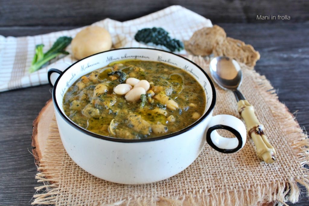 Soupe au chou noir et haricots cannellini