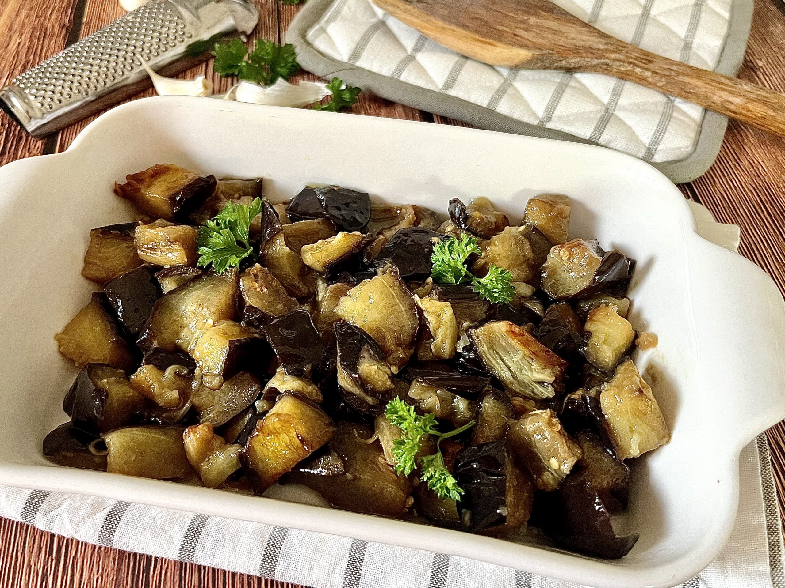 Aubergines à la poêle en blanc