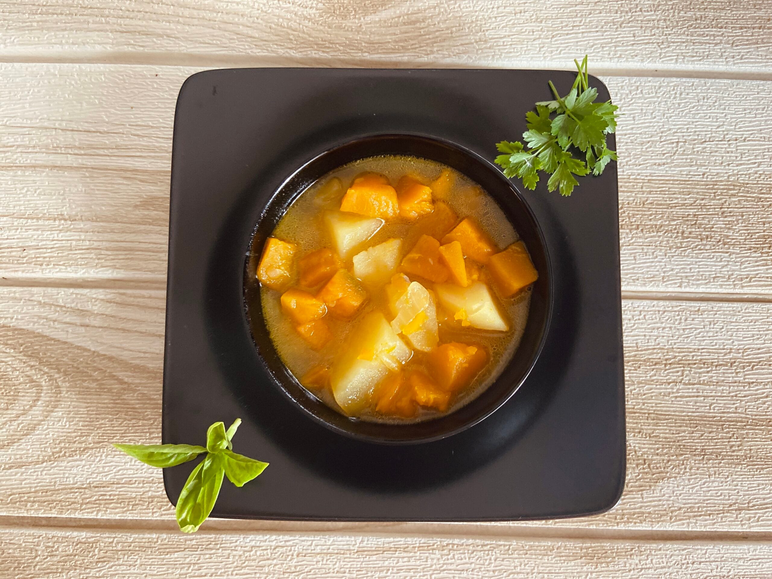 Potiron et pommes de terre en bouillon
