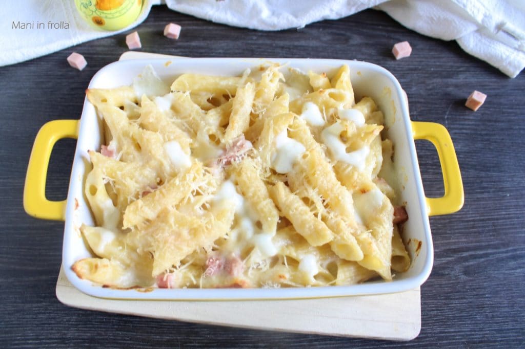 Pennes au four avec jambon et fromage