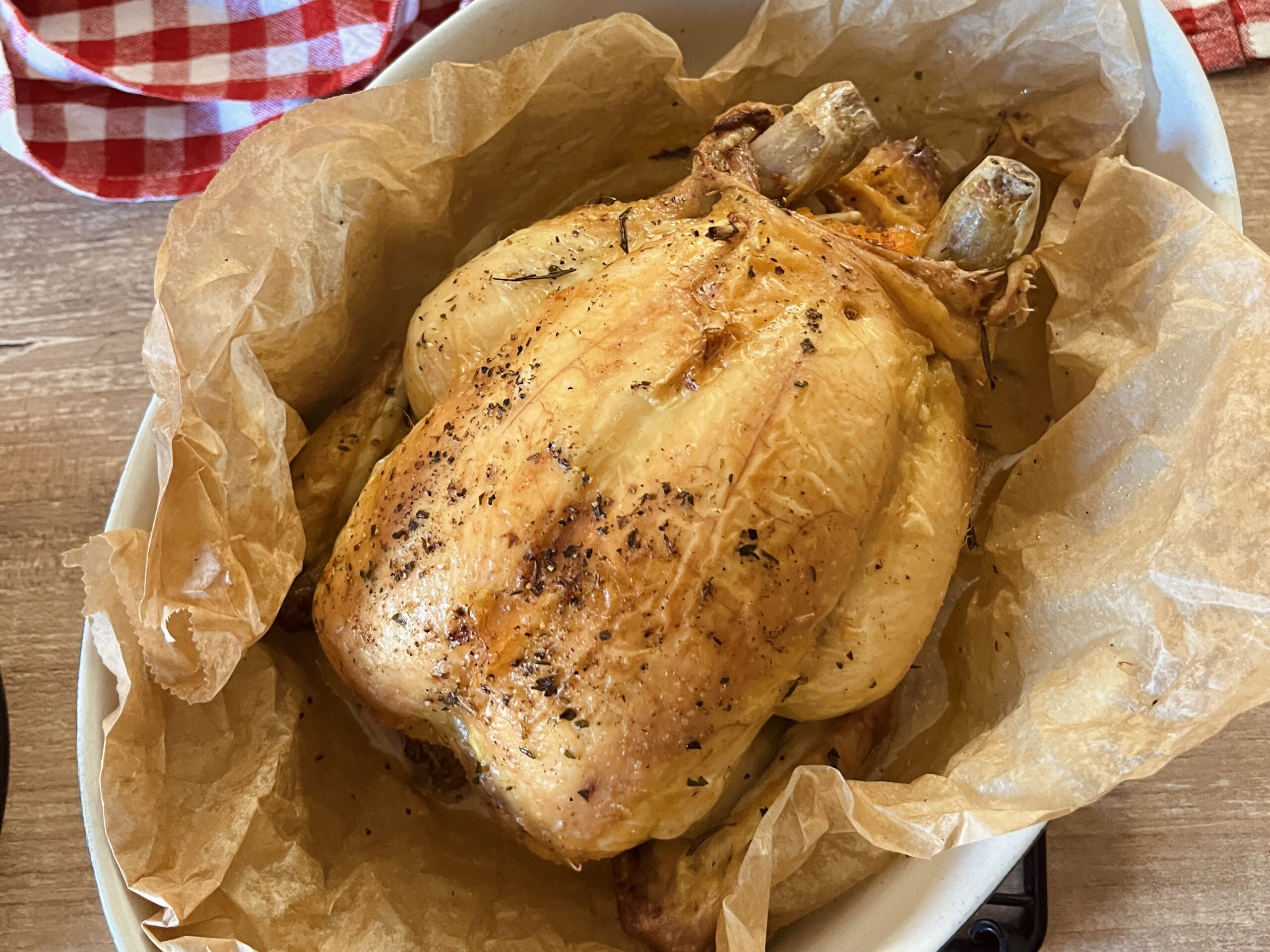 Poulet rôti farci à la courge et aux pommes de terre