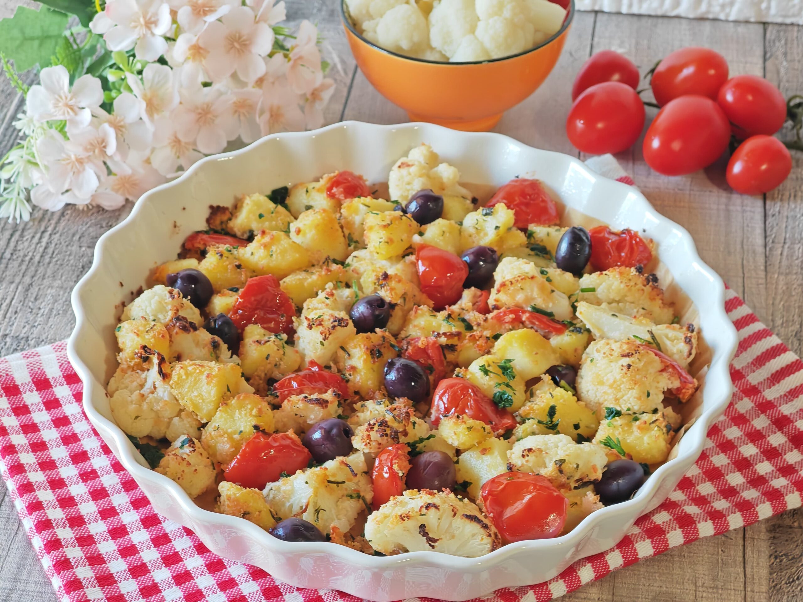 Chou-fleur et pommes de terre gratinées à la méditerranéenne