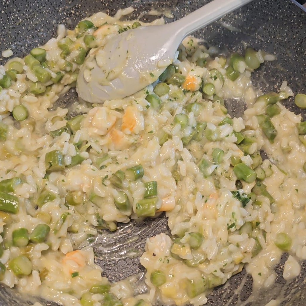 Risotto aux asperges et crevettes