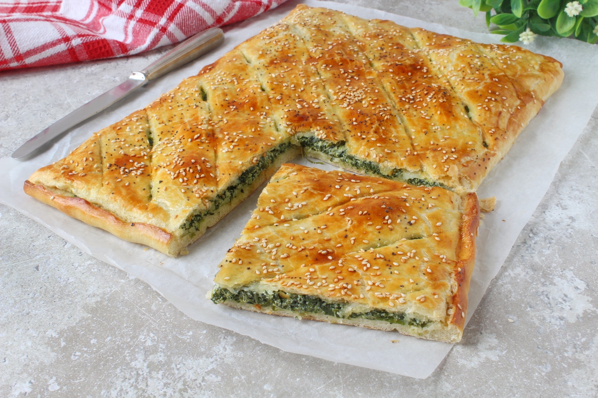 PIZZA PARISIENNE AUX ÉPINARDS