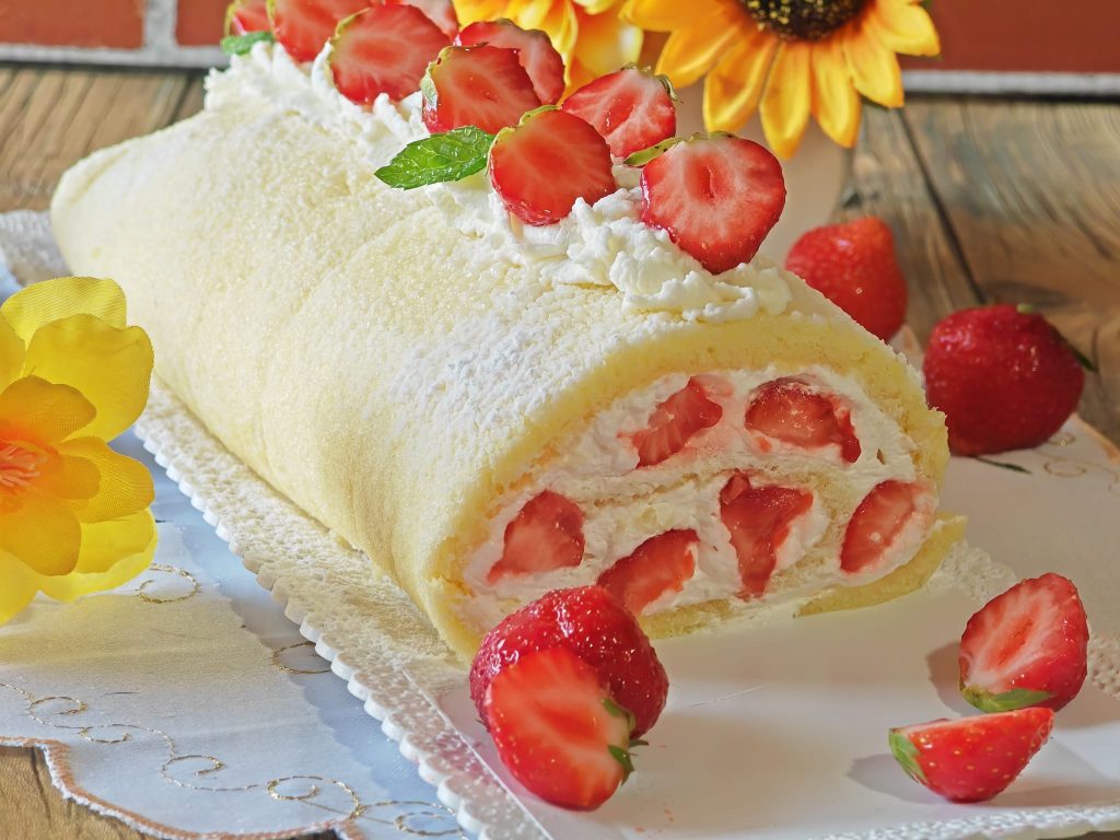Roulé aux fraises