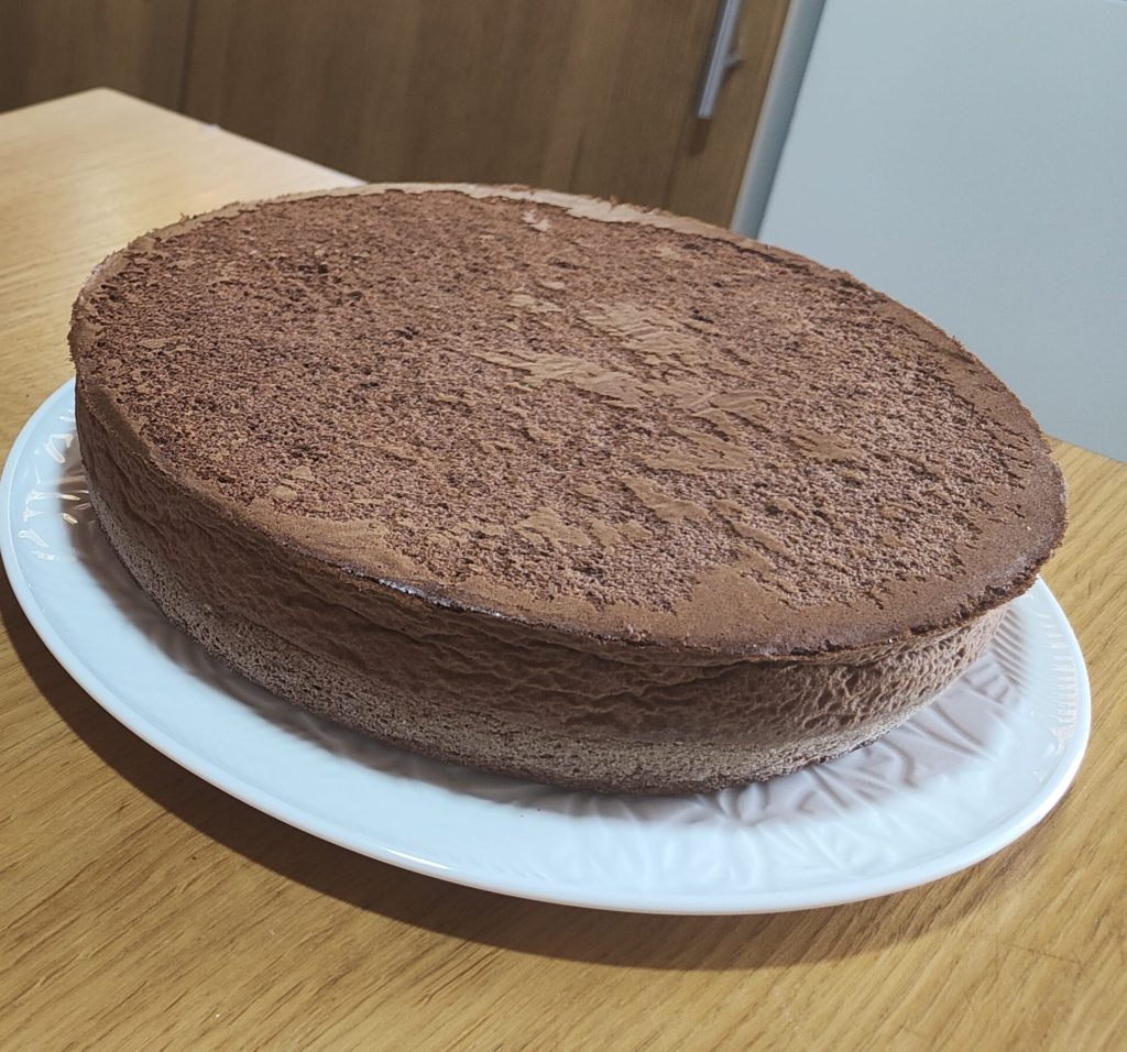 Génoise au cacao moelleuse