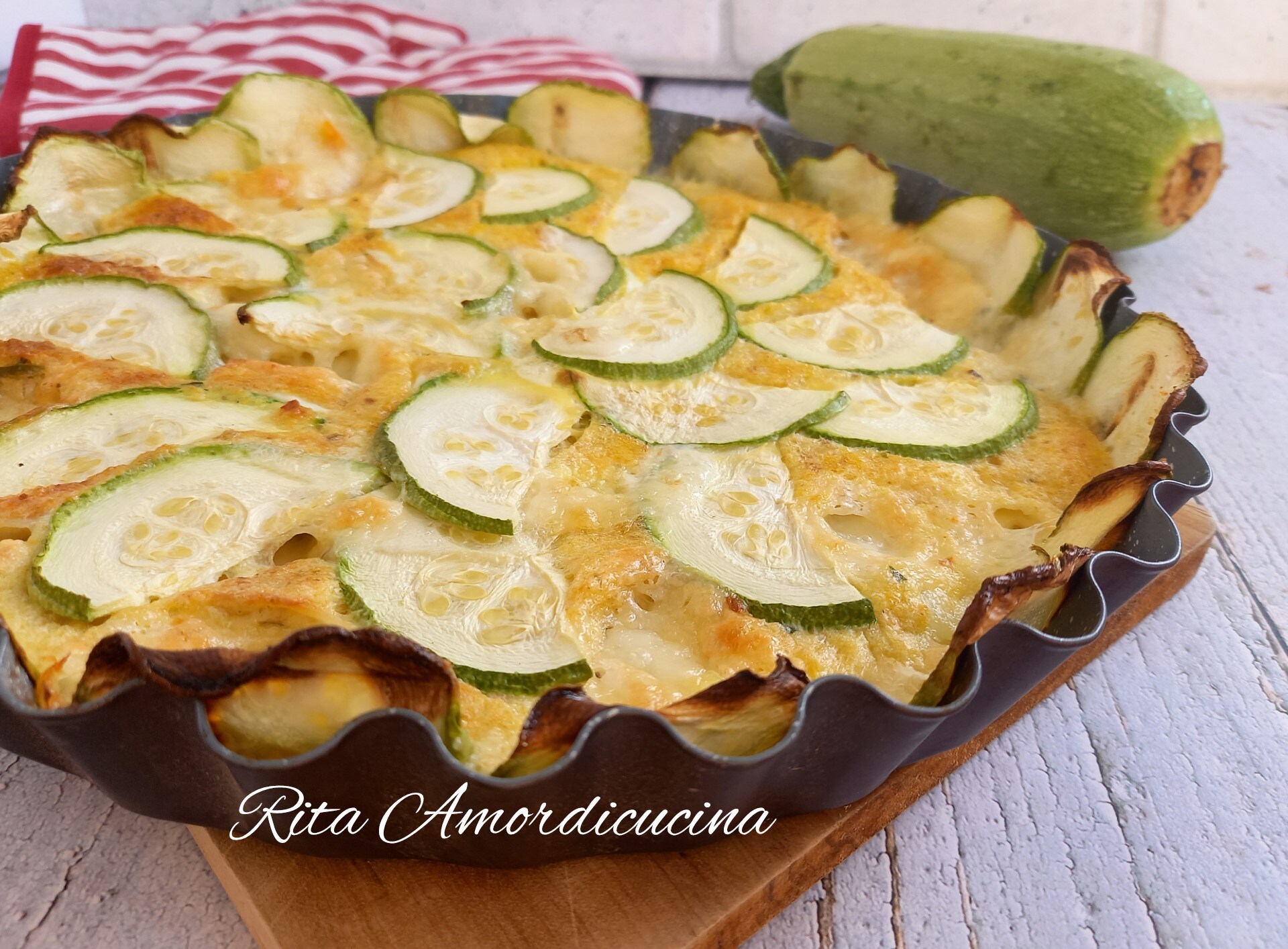 Gâteau de courgettes et mozzarella au four