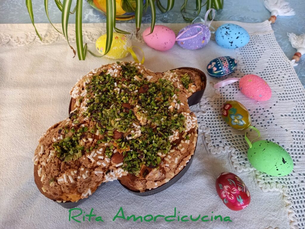 La colombe de Pâques au pistache