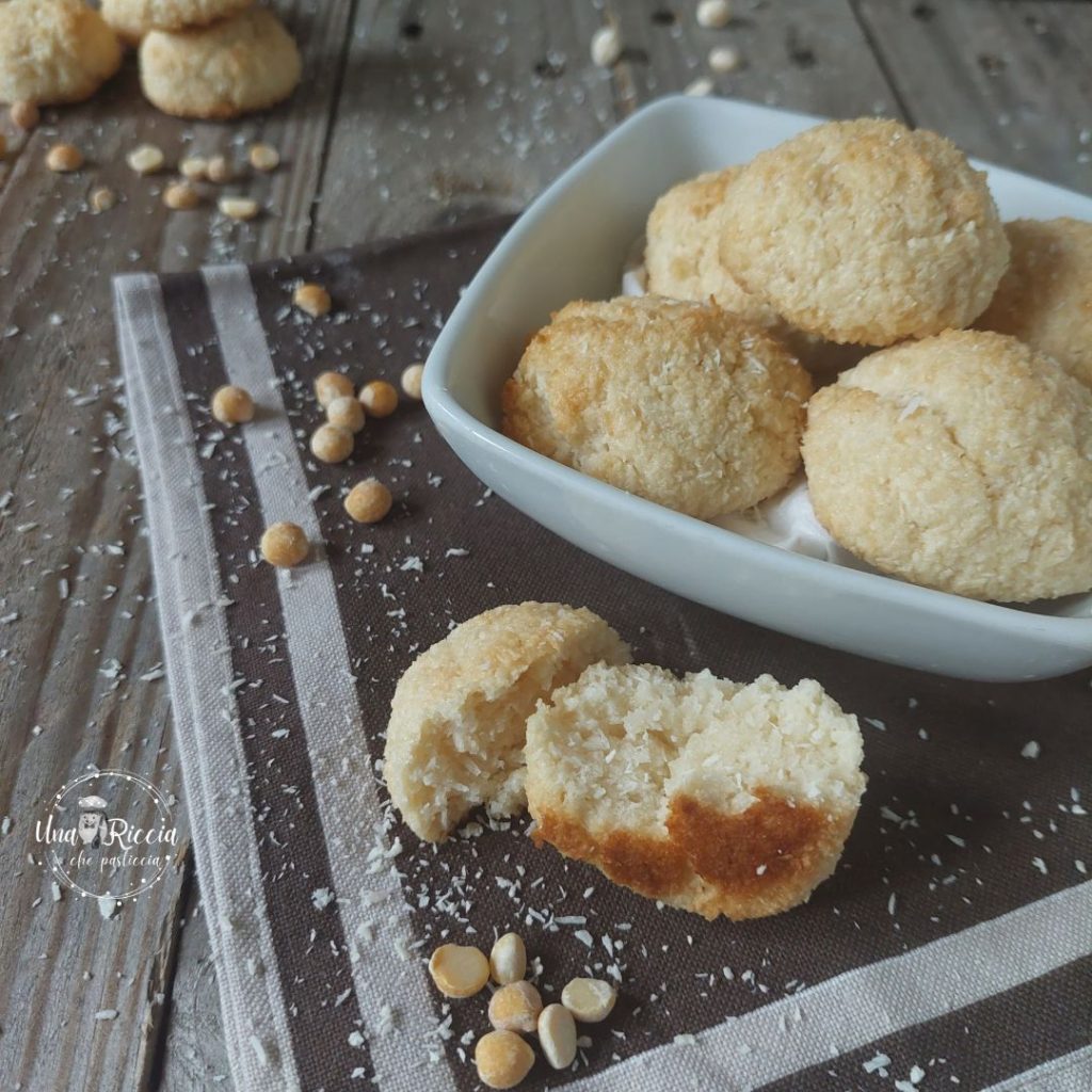 petits gâteaux coco et aquafaba prêts
