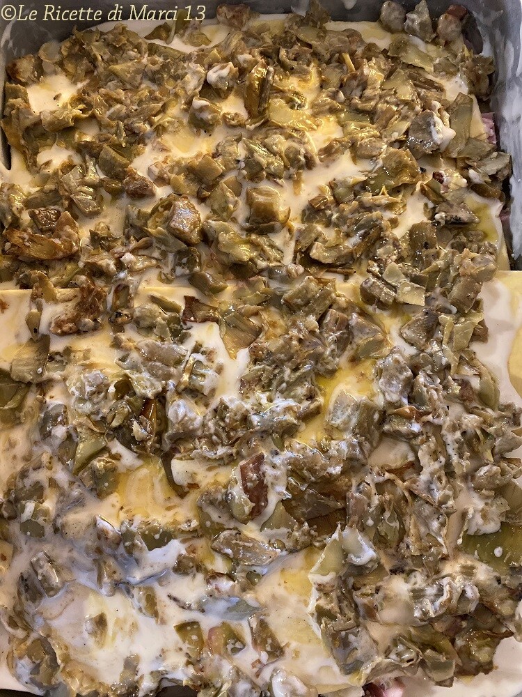 Lasagnes aux artichauts avec provola emmental et jambon cuit