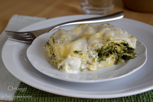 Lasagnes avec herbes sauvages et mozzarella