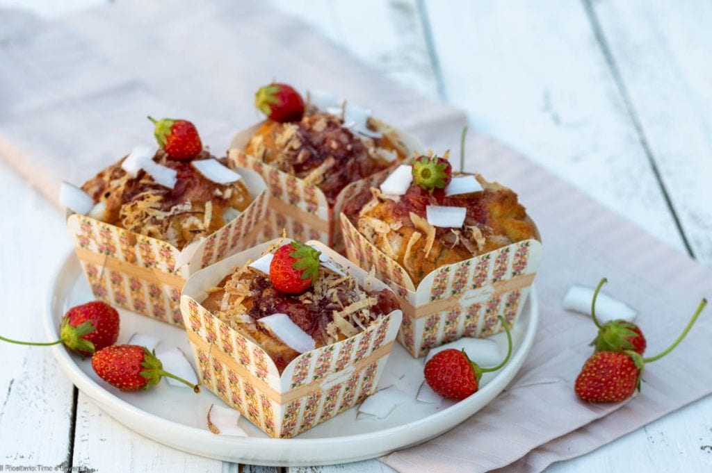 Muffins à la noix de coco dans une friteuse à air