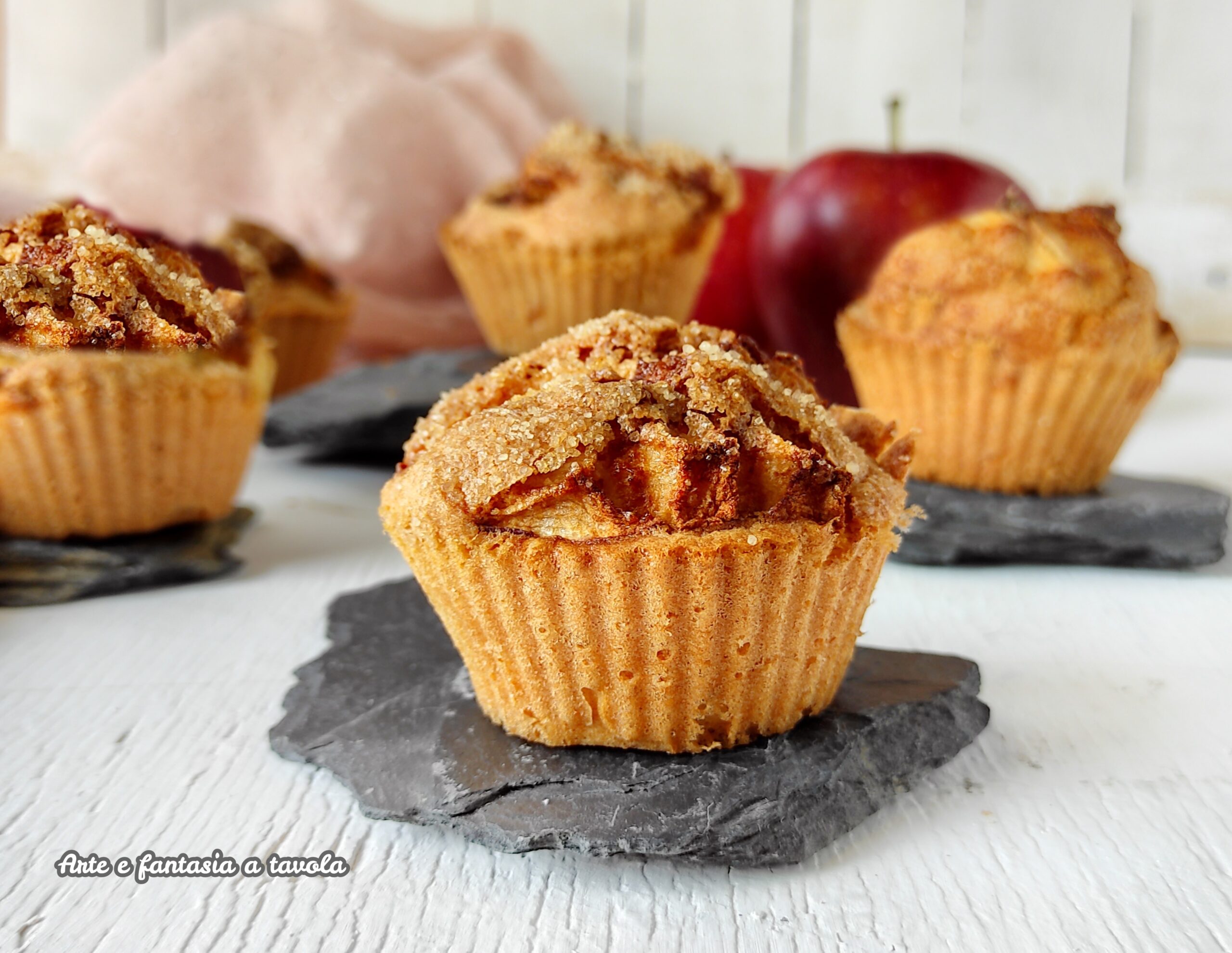 Muffins aux pommes simples très moelleux avec un parfum irrésistible dans la maison !
